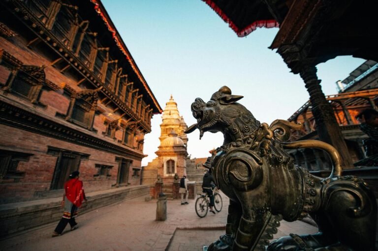Una piccola piazza a Bhaktapur