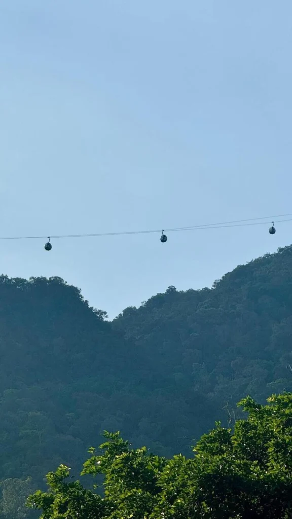 vista da lontano