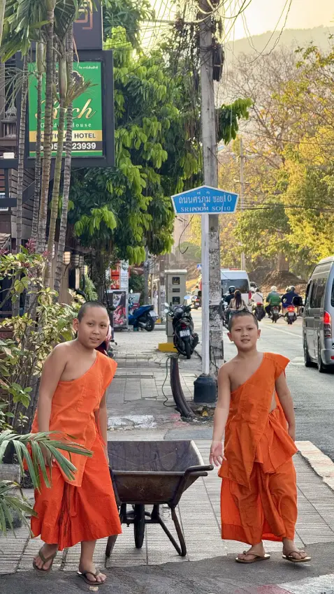 due Monaci a Chiang Mai