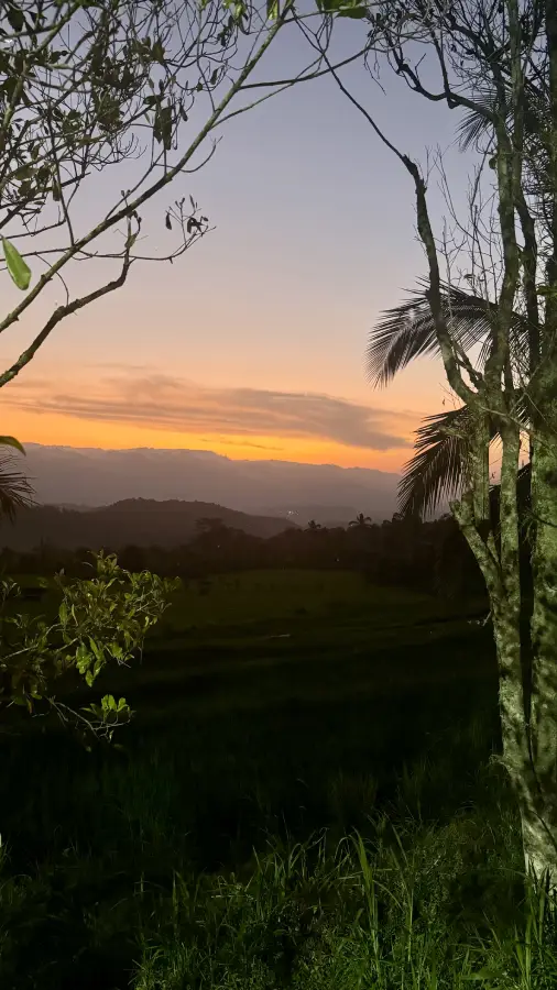 un tramonto a nord di Bali