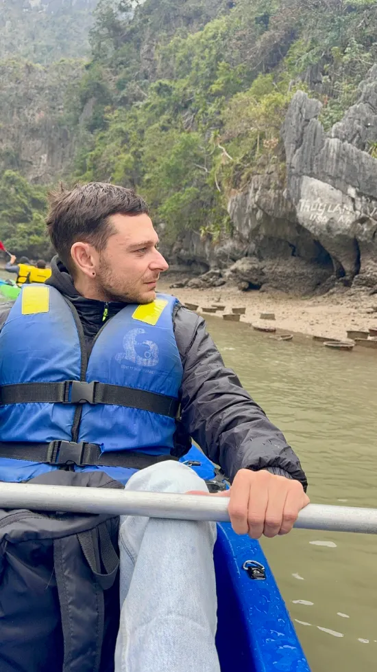 Io che faccio Kayak ad Ha long Bay