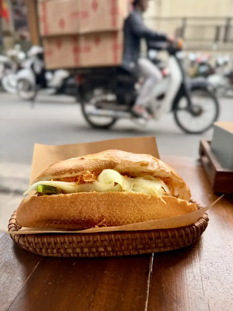 Banh Mih vietnamita nella città di Hanoi