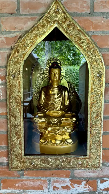 Statua di Budda alla pagoda