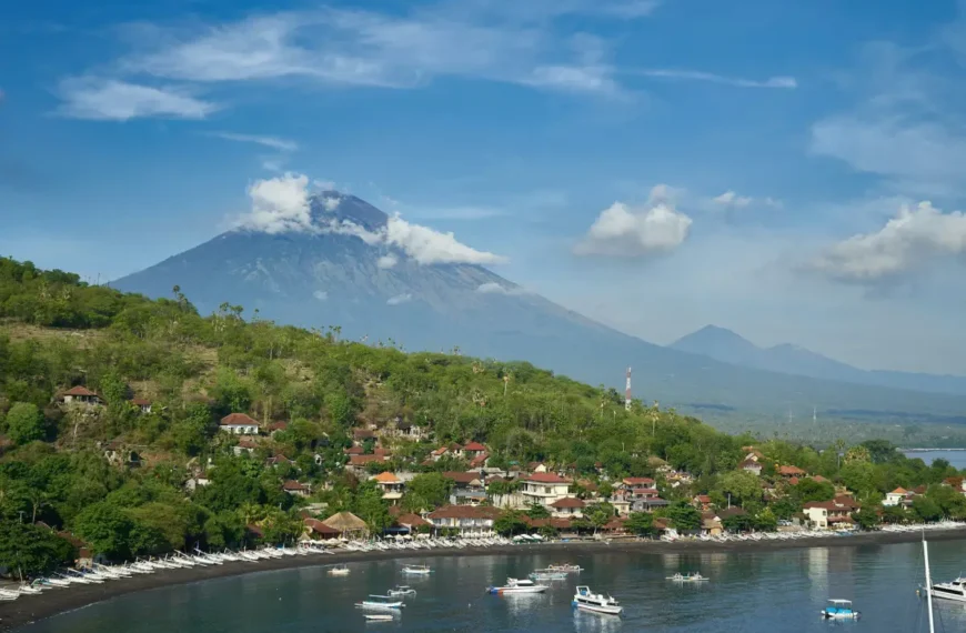 Amed Bali vista sul porto