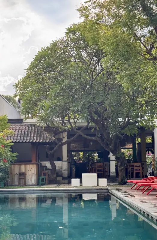 Piscina di un Hotel a Premuteran