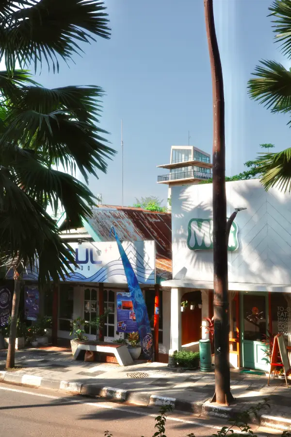 una strada di Labian Bajo