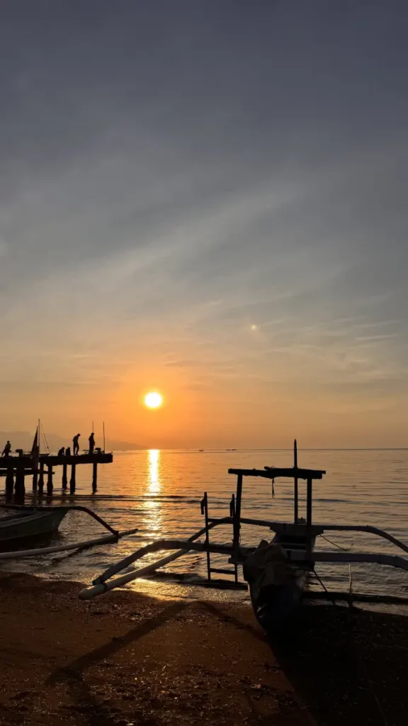 I tramonti di Lovina Beach