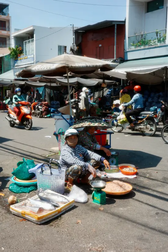 una donna al Mercato di Nha Trang