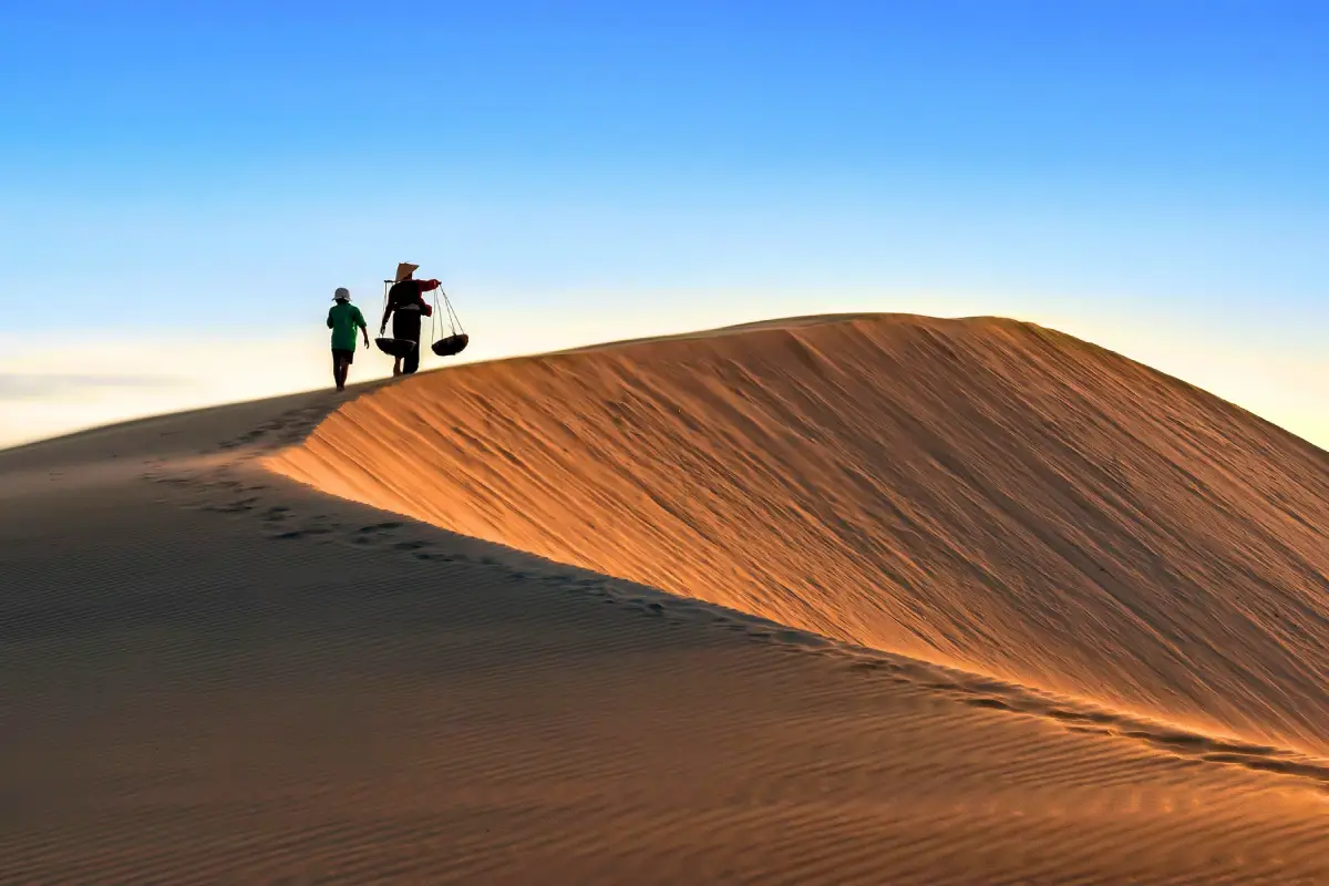 Al momento stai visualizzando Mui Ne: cosa vedere e fare tra dune, mare e Fairy Stream (2026)