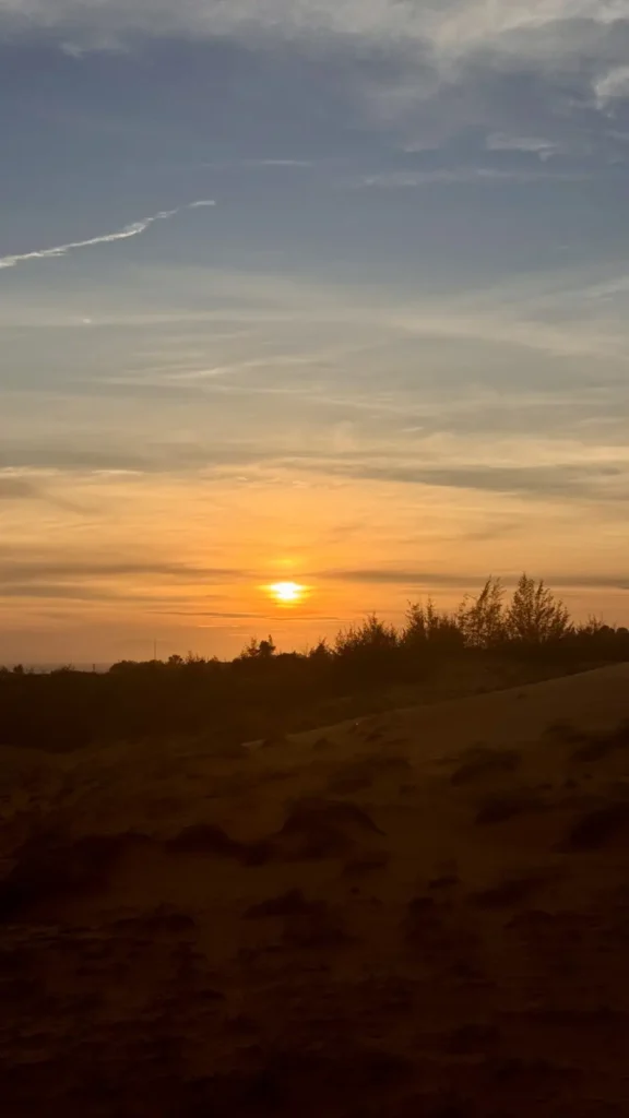 Tramonto alle dune rosse