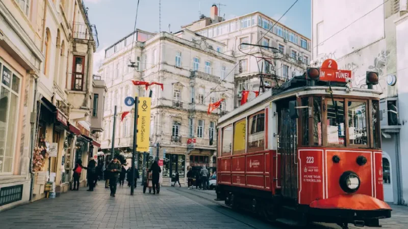 tram rosso Istanbul