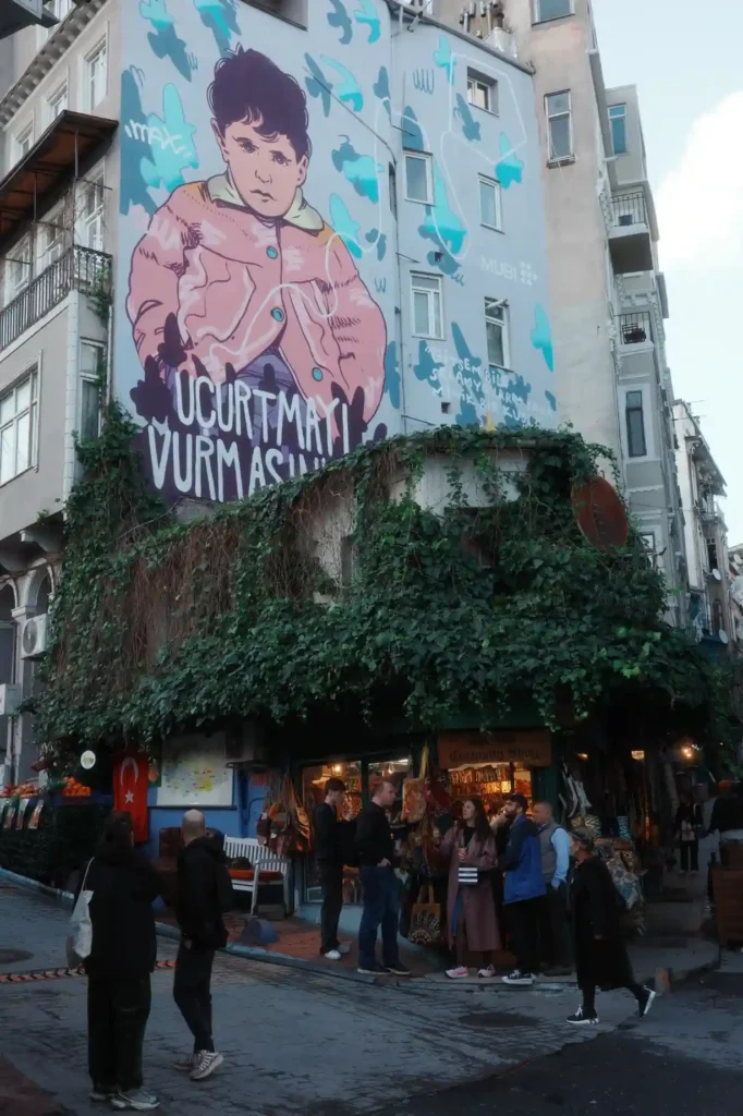 un murales in centro 