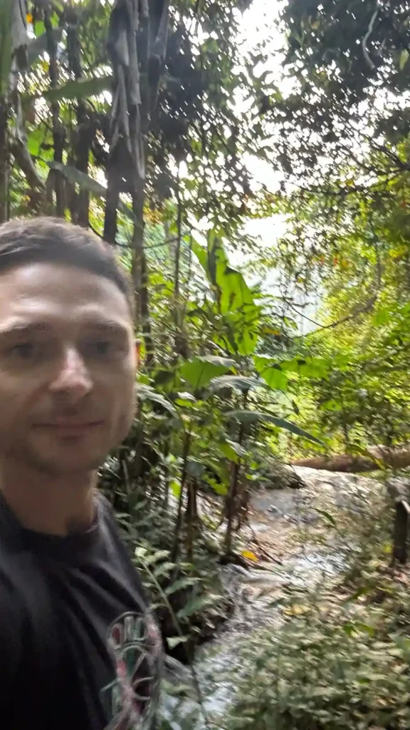 io nele cascate di mae kampong