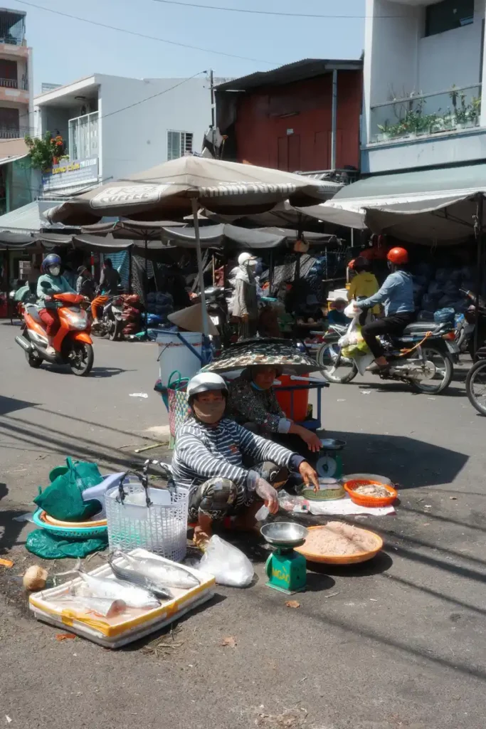 Ingresso del mercato Ben Thanh a Ho Chi Minh City in Vietnam