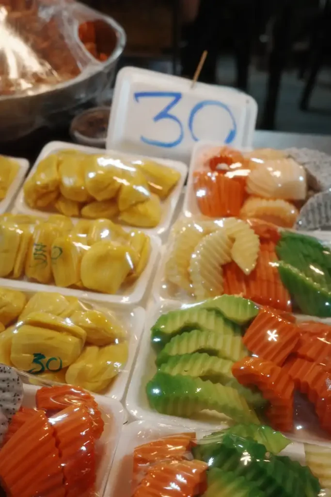 frutta tagliata e confezionata in thailandia